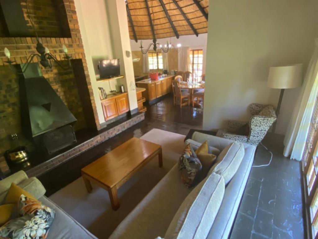 Champagne Lane Resort Champagne Valley Phòng bức ảnh